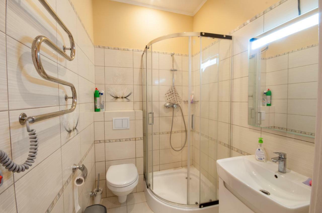 Wonderful Flat On City Center Uzhhorod Exterior photo